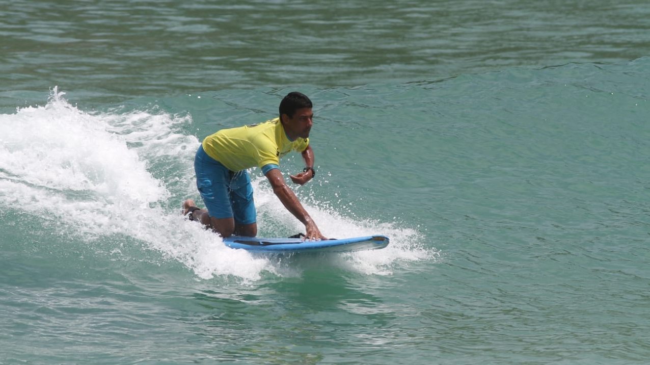 Adaptive surfer in Brazil