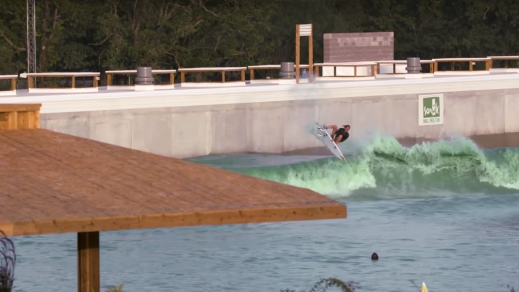 Waco wave pool with Carissa Moore boosting