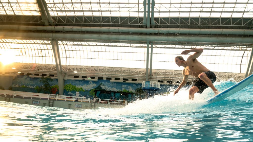Edmonton Mall wave pool