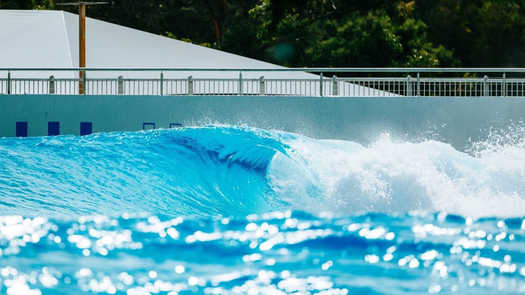 URBNSURF Sydney empty wave