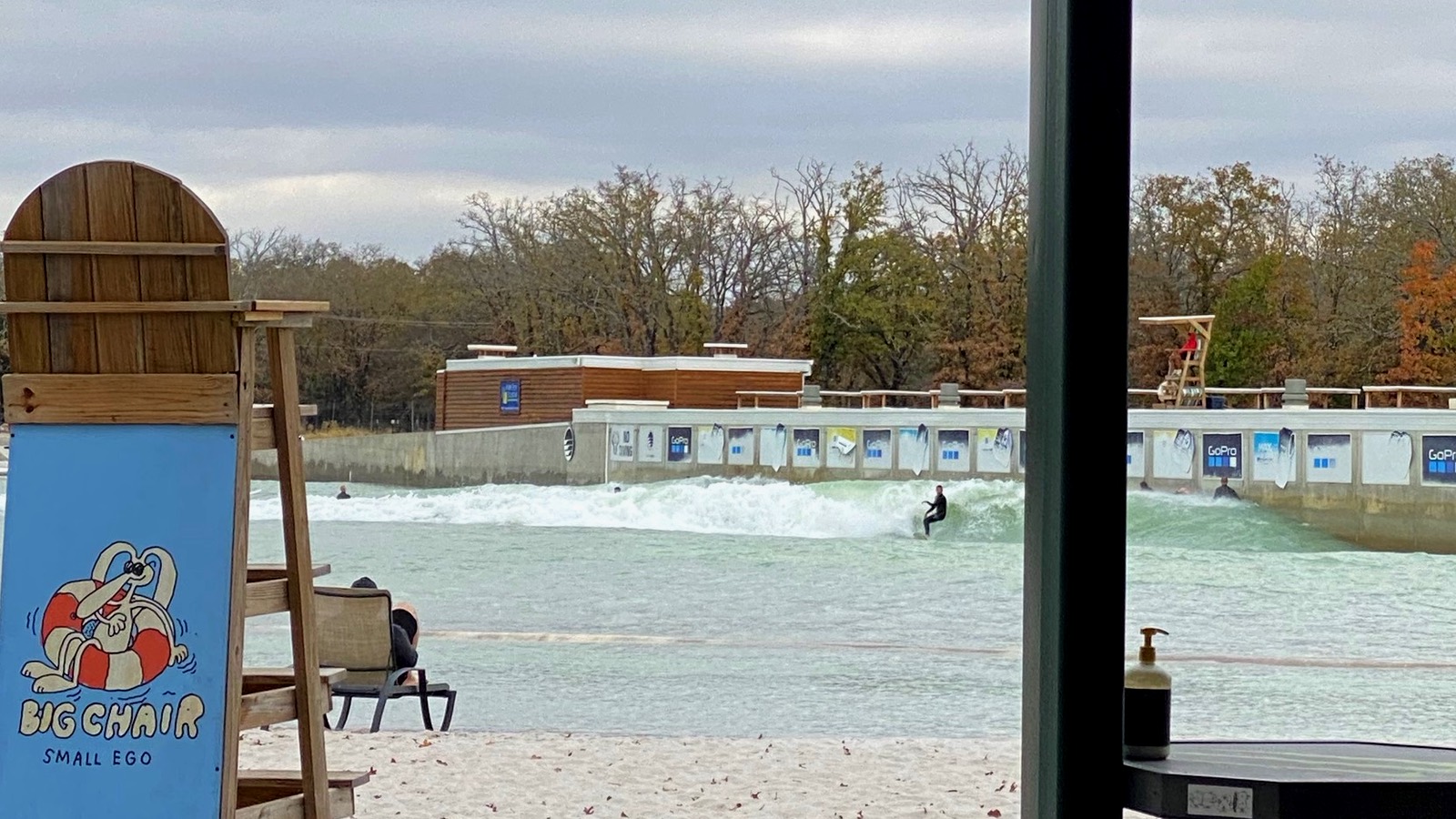 @maxisms surfs and reviews BSR Surf Resort wave pool in Waco