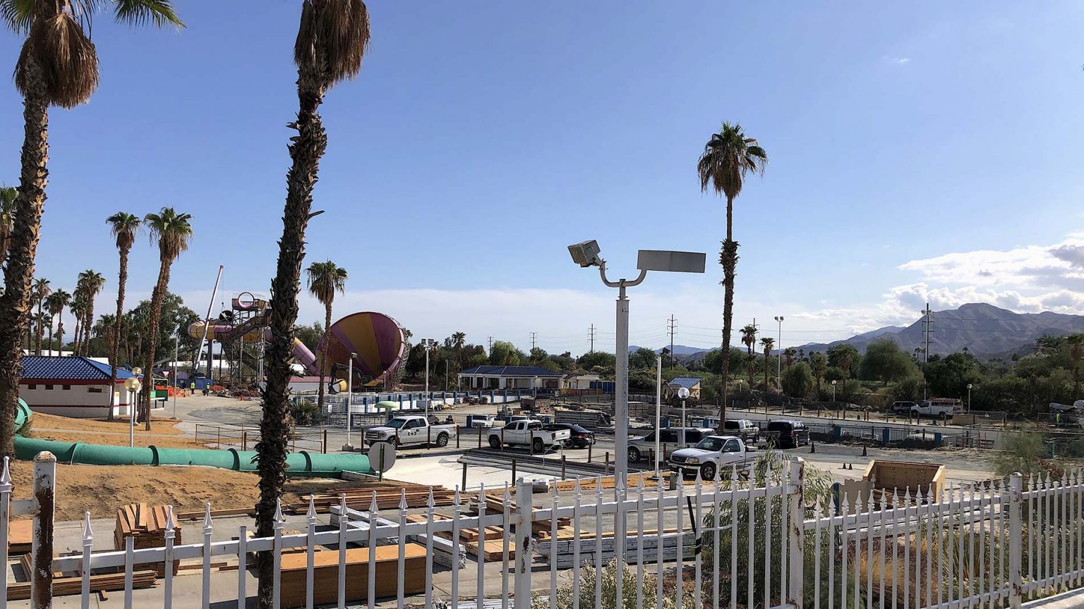 Wave Pool Update: Snooping around the Palm Springs Surf Club – Wave ...